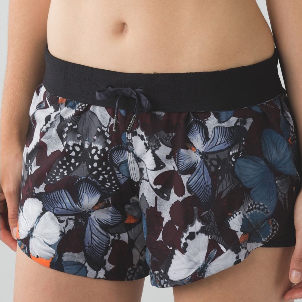 lululemon athletica Butterfly Go The Distance Athletic Shorts size 4